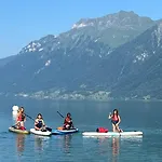 Dachwohnung Mit Balkon Am Brienzersee, Be アパート ブリエンツ