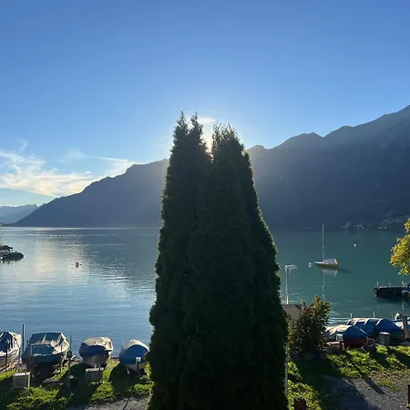 Apartament Dachwohnung Mit Balkon Am Brienzersee, Be *