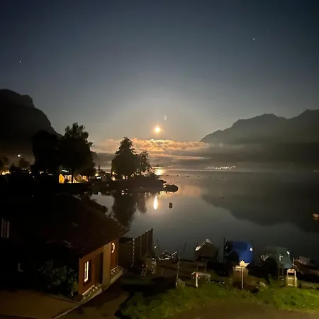 Dachwohnung Mit Balkon Am Brienzersee, Be * Brienz