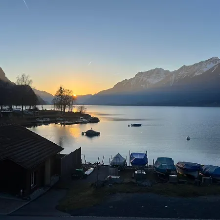Dachwohnung Mit Balkon Am Brienzersee, Be