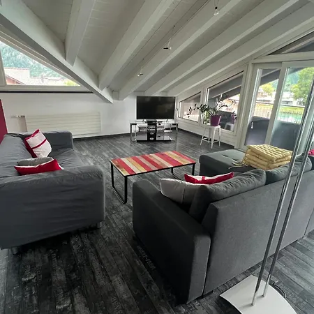 Dachwohnung Mit Balkon Am Brienzersee, Be Brienz (Bern)