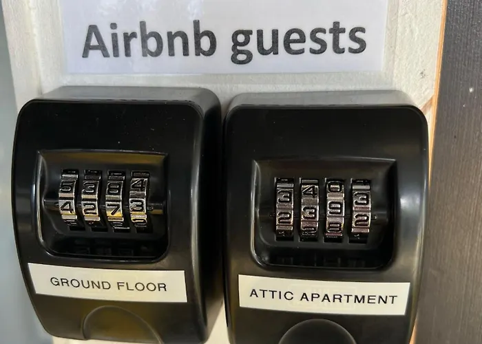 Dachwohnung Mit Balkon Am Brienzersee, Be Apartman