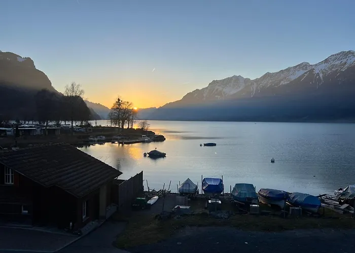 Dachwohnung Mit Balkon Am Brienzersee, Be