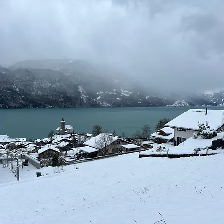 Dachwohnung Mit Balkon Am Brienzersee, Be برينز