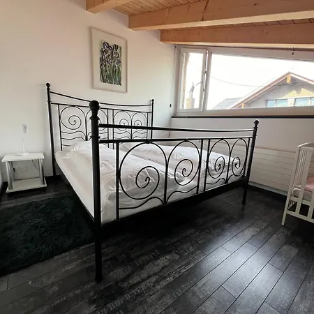 شقة Dachwohnung Mit Balkon Am Brienzersee, Be