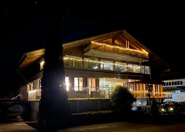 Dachwohnung Mit Balkon Am Brienzersee, Be Апартаменты Бриенц