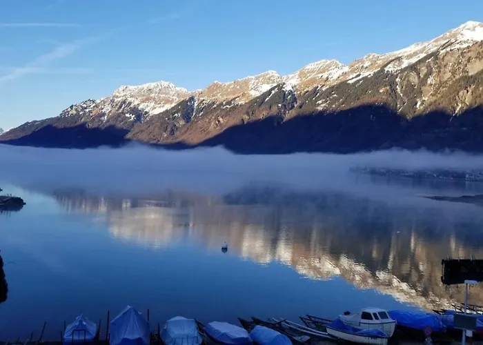 Dachwohnung Mit Balkon Am Brienzersee, Be Бриенц