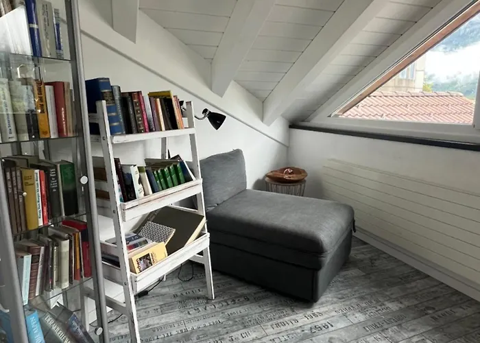 Dachwohnung Mit Balkon Am Brienzersee, Be * Бриенц